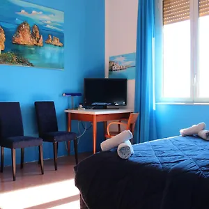 https://la-maison-del-sole.palermohotels.org